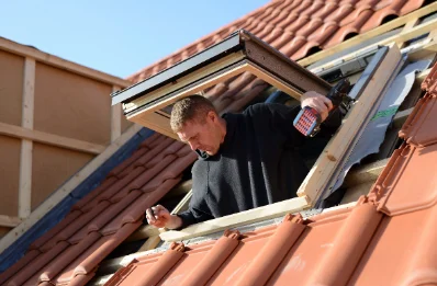 Pose de fenêtres de toit Velux à Capvern